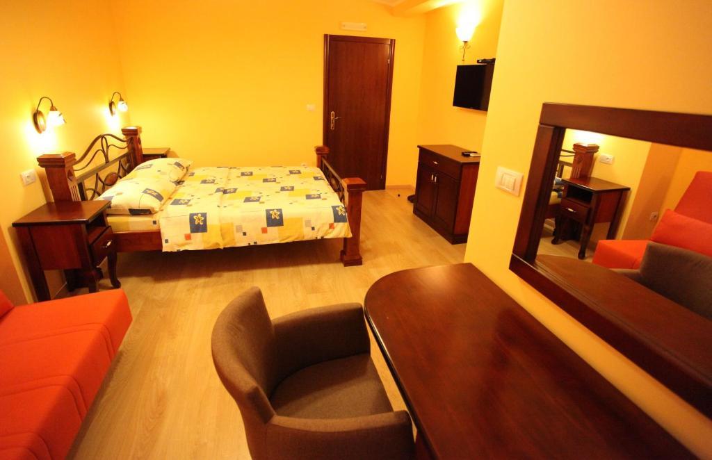 Hotel Laguna Podgorica Kamer foto